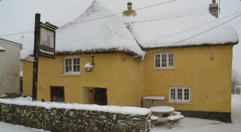 What is a Community Run Pub? image